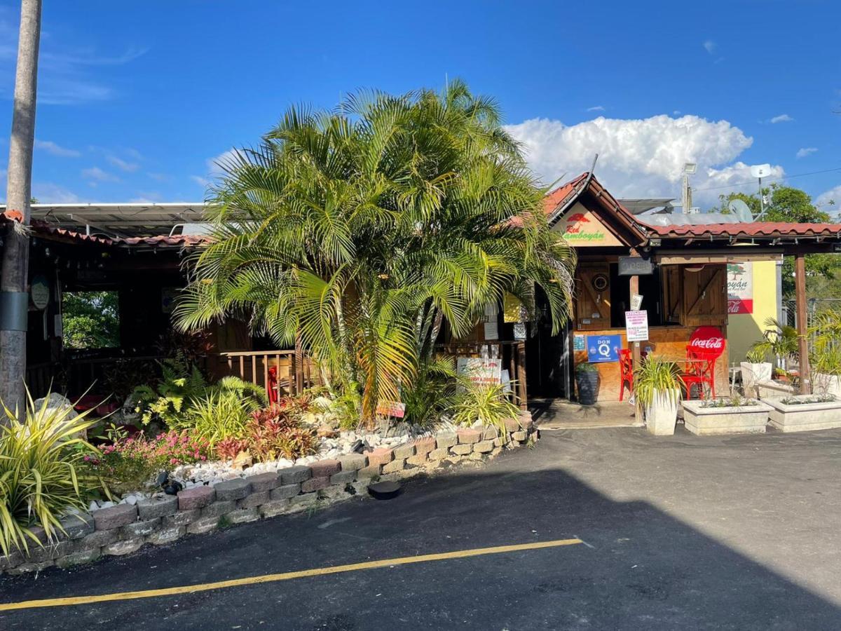 Red Flamboyan Guesthouse And Restaurant Rincon Bagian luar foto